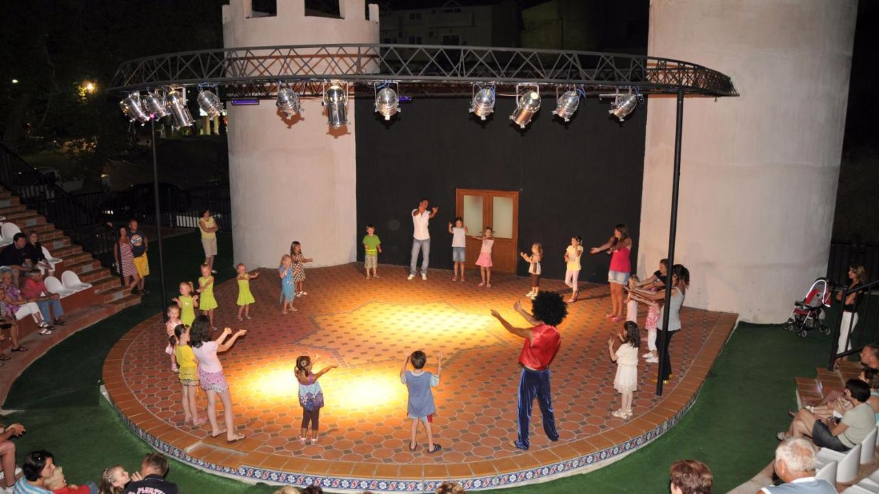 Noxinn Club Hotel كوناكلي المظهر الخارجي الصورة